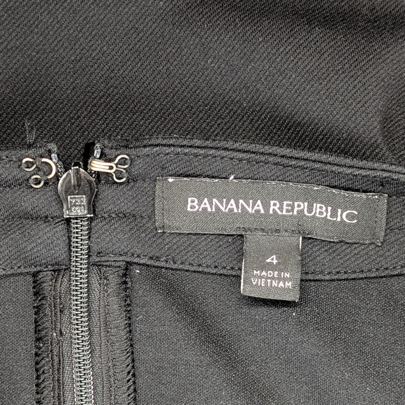 Banana Republic Black Structured Sleeveless Utility Dress - Picture 8 of 9